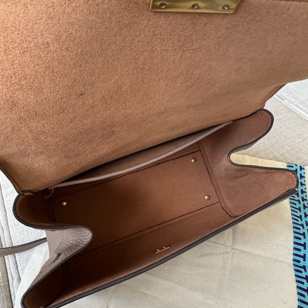 Tory Burch Juliette crossbody bag medium size - Picture 13 of 17